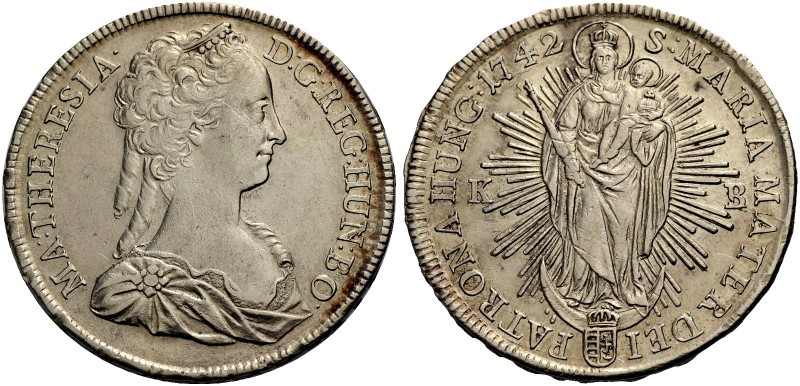 MARIA THERESIA, 1740-1780. Konventionstaler 1742 K-B, Kremnitz. Brustbild r. Rv....
