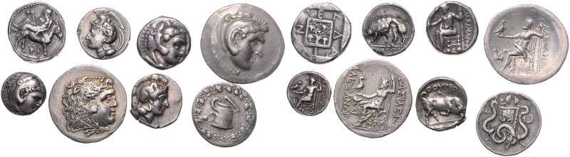 Münzen der griechischen Welt. 
Sammlungen und Lots. 
Lot. 8 Silbermünzen (Stat...