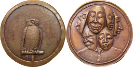 Great Britain. "Mimics" by Nicola Moss Æ Art Medal. 1989.