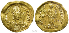 ANASTASIUS I (491-518). GOLD Solidus. Constantinople