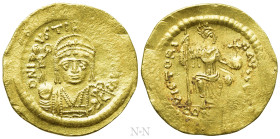 JUSTIN II (565-578). GOLD Solidus. Constantinople