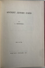 Reifenberg A., Ancient Jewish Coins. Jerusalem 1963. Tela ed. pp. 66, tavv. XVI in b/n. Buono stato.