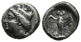 PONTOS. Amisos (as Peiraieos). (Circa 370-330 BC).
AR Siglos (14,7mm 3,4g)
Obv: Turreted head of Hera left
Rev: Owl with spread wings standing faci...