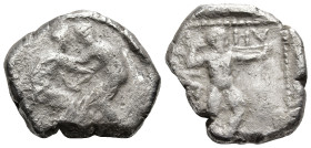 PAMPHYLIA. Aspendos. (Circa 380-325 BC)
AR Stater (21,5mm 9,6g)
Obv: Two wrestlers grappling
Rev: Slinger in throwing stance right; triskeles to le...