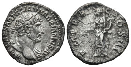 Hadrian (117-138 AD). Rome
AR Denarius (18,1mm 2,6g)
Obv: IMP CAESAR TRAIAN HADRIANVS AVG. Laureate bust of Hadrian to right, with slight drapery on...