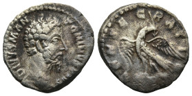 Divus Marcus Aurelius (180 AD). Struck under Commodus. Rome
AR Denarius (18,3mm 2,4g)
Obv: DIVVS M ANTONINVS PIVS. Bare head right
Rev: CONSECRATIO...