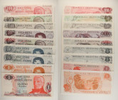 Argentina - Lotto di 9 banconote: 100 Pesos ND (1976-1978) P#302 - 50 Pesos ND (1976-1978) P#301 - 50 Pesos argentinos ND (1983-1985) P#314 - 10 Pesos...
