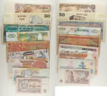 Mondiali - Lotto di 9 banconote nominali e anni vari

SPEDIZIONE SOLO IN ITALIA - SHIPPING ONLY IN ITALY

F-UNC