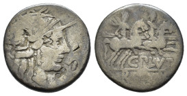 C. PLUTIUS (121 a.C.). Denario per Roma. AR (g 3,69). Testa elmata di Roma a destra. R/ Dioscuri al galoppo a destra; C PLVT. Crawford 278/1; RBW 1101...