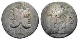 M. FURIUS L.F. PHILUS (120 a.C.). Denario per Roma. AR (g 2,74). Testa laureata di Giano Bifronte. R/ Roma stante a sinistra, regge scettro e incorona...