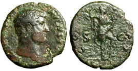 ADRIANO (117-138) Asse. HADRIANVS AVGVSTVS, Testa nuda a ds. R/ COS III, Roma elmata e drapp. volta a ds., con un'asta e una cornucopia; il piede dest...