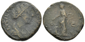 LUCILLA (Augusta, 164-182). Sesterzio per Roma. AE (g 17,78). Busto drappeggiato a destra. R/ Pietas stante a sinistra, regge acerra e sacrifica su al...