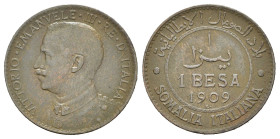 SOMALIA ITALIANA. Vittorio Emanuele III (1900-1941). 1 Besa 1909. AE (g 2,46). Busto in uniforme a sinistra. R/ Valore e data con leggenda bilingue. K...