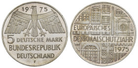 GERMANIA. 5 Marchi 1975-F. AR. Zecca di Stoccarda. Anno europeo per la Protezione dei Monumenti Storici. Aquila stilizzata con valore e data. R/ Corni...