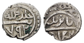 IMPERO OTTOMANO. Bayezid I (1389-1402). Akce, anno 792 (1390). AR (g 1,21). Nome su due righe. R/ Leggenda con data. Artuk  1385. Nr. Reg. 623/24