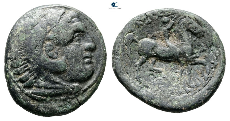 Kings of Macedon. Uncertain mint. Kassander 306-297 BC. 
Bronze Æ

23 mm, 6,4...