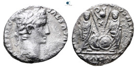 Augustus 27 BC-AD 14. Lugdunum. Denarius AR