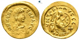 Zeno. Second reign AD 476-491. Struck AD 477-491. Constantinople. Semissis AV