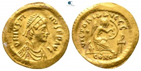 Justin I AD 518-527. Constantinople. Semissis AV