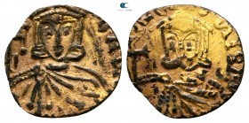 Constantine V Copronymus, with Leo III AD 741-775. Syracuse. Foureé Tremissis AE