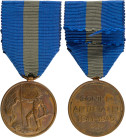 GREECE: Commemorative medal for the National Resistance 1941-45 (struck after 1982). Inscription "ΕΘΝΙΚΗ ΑΝΤΙΣΤΑΣΗ 1941-1945" on back. With full origi...