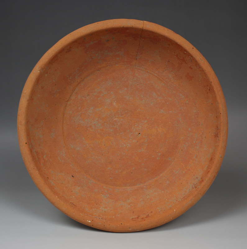Roman plate

ITEM: Plate
 MATERIAL: Pottery
 CULTURE: Roman
 PERIOD: 1st - ...