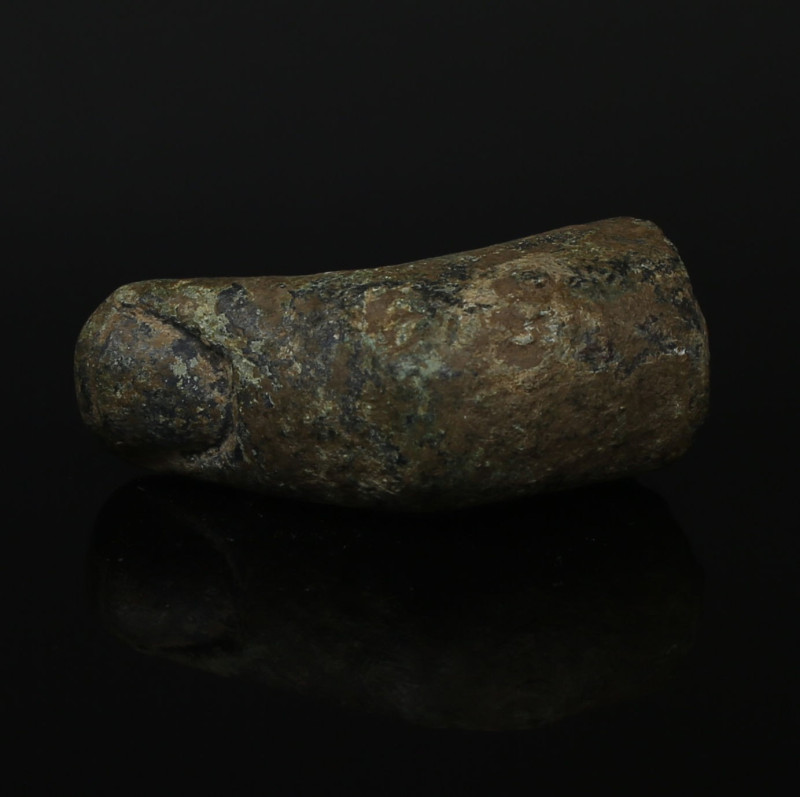 Roman fragment of a finger

ITEM: Fragment of a finger
 MATERIAL: Bronze
 CU...