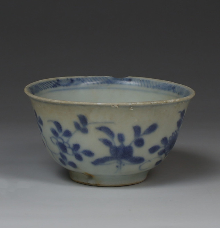 Chinese cup, Cau Mau shipwreck, Ex SOTHEBY'S

ITEM: Cup
 MATERIAL: Pottery
 ...