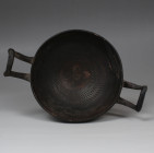Greek kylix with palmettes decoration