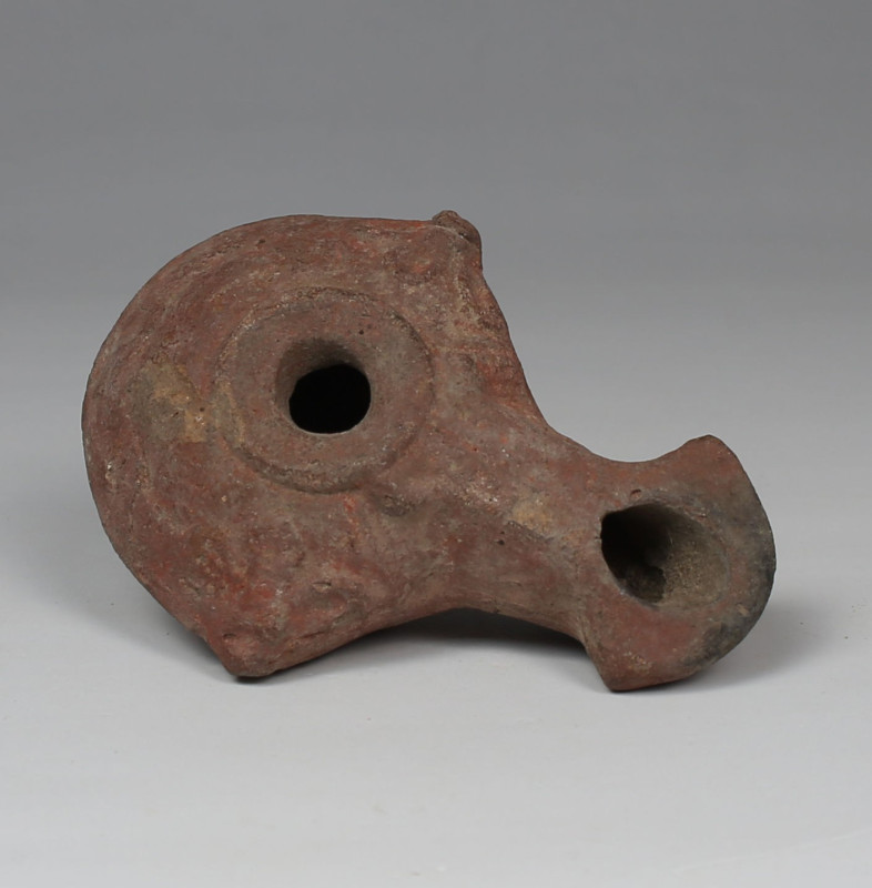 Egyptian oil lamp, Type Cahn-Klaiber 3.1.4

ITEM: Oil lamp, Type Cahn-Klaiber ...