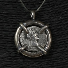 Modern pendant with Antoninus Pius denarius