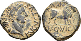 HISPANIA ANTIGUA. ERCAVICA. As. Augusto. A/ Cabeza laureada a der.; AVGVSTVS DIVI F. R/ Toro a der.; MVN/ERCAVICA. AE 10,10 g. 27,03 mm. I-1277; APRH-...