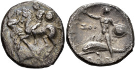 GRECIA ANTIGUA. CALABRIA. Tarentum. Nomos (c. 302-281 a.C.). A/ Jinete con escudo y jabalinas a izq., delante Niké agarrando el caballo. R/ Taras con ...