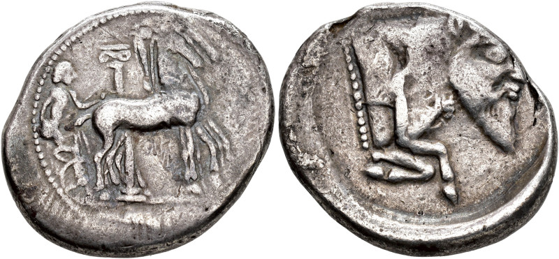 GRECIA ANTIGUA. SICILIA. Gela. Tetradracma (s. V a. C.). A/ Cuadriga con auriga ...