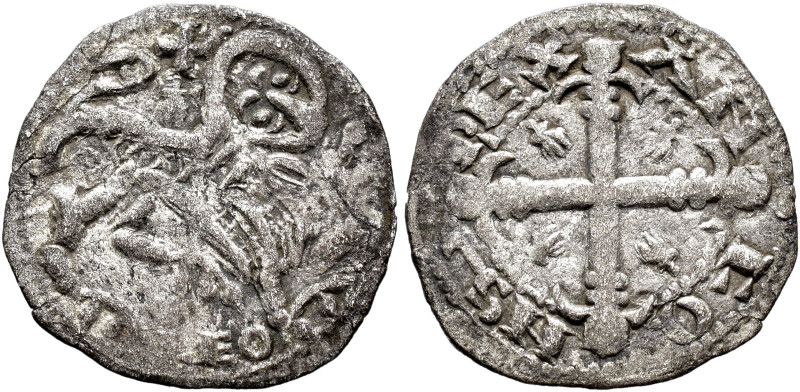 REINOS DE CASTILLA Y LEÓN. ALFONSO IX. Dinero. Sin marcas. Cruz y venera sobre l...