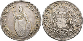 ISABEL II. 8 reales. 1835. Lima. MM Resello Y II bajo corona para circular en Filipinas. AR 26,65 g. 39,6 mm. VI pág. 462; KM-138.2. MBC.