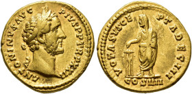 IMPERIO ROMANO. ANTONINO PÍO. Roma. Áureo (158-159). A/ Cabeza laureada a der.; ANTONINVS AVG PIVS P P TR P XXII. R/ El emperador togado y velado a iz...