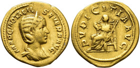 IMPERIO ROMANO. OTACILIA SEVERA. Roma. Áureo (244-246). A/ Busto diademado y drapeado a der.; MARCIA OTACIL SEVERA AVG. R/ Pudicitia velada, entroniza...