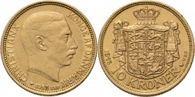 WORLD Coins
Denmark - 10 Kroner 1913, Gold, CHRISTIAN X 1912–1947 Head to right. Rev. arms on a crowned mantle.Fr. 300.4.48 g Almost extremely fine