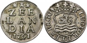 Provinical - ZEELAND Provincie 1580 - 1795
Zilveren duit 1761, Silver Met grote letters ✶ ♖ ✶ / ZEE / LAN / DIA / jaartal. Kz. gekroond ingebogen pro...