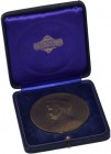 Medals
HISTORIEPENNIGEN - HISTORICAL MEDALS - PRIJSPENNING H.M. EMMA KONINGIN MOEDER 1922/(1909), by door J.C. Wienecke. Borstbeeld naar links. Kz. l...