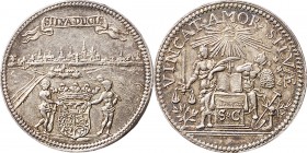 Medals
VROEDSCHAPS-RAADSPENNINGEN ATTENDANCE TOKENS - JENTONS DE PRÉSENCE - 's–HERTOGENBOSCH. STADHUIS– OF VROEDSCHAPSPENNING z.j. (1707–1710), S–HER...