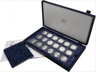 Medals
LOTS - Lot Penningen Nederland (36) Zilveren penningen uit de collectie Leve Oranje in blauwe verzamelcassette, vrijwel ieder exemplaar voorzi...