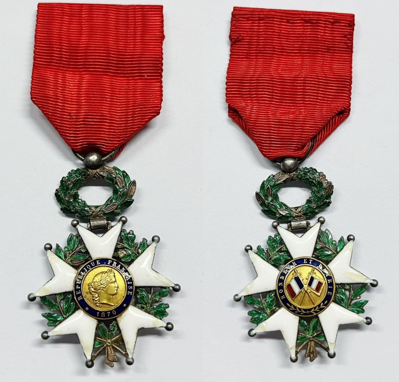 FRANCIA. Terza repubblica. Medaglia della legion d'onore 1870. Ae e smalti.

S...