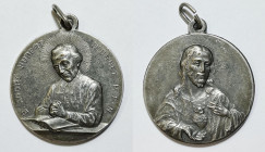 FRANCIA. Inizi del XX secolo. Medaglia devozionale Sacro Cuore di GesÃ¹; B. AndrÃ¨ Hubert. Ae argentato. 32,8mm

SPL