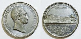 INGHILTERRA. Vittoria (1837-1901). Medaglia per l'esposizione industriale internazionale 1851. Principe consorte Alberto al dr. Metallo bianco; 51mm
...