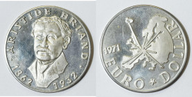PERSONAGGI. ARISTIDE BRIAND. Medaglia in memoria di Aristide Briand "Euro - Dollar" 1971. Ag; 28gr; 38mm

PROOF