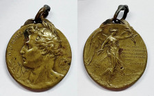 ITALIA. Medaglia 1911 "Touring Club per i suoi centomila nell'anno a te sacro o patria". Lotto di 2 esemplari Ae; 26 mm

SPL