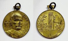 ITALIA. Medaglia con busto di Mussolini e fascio littorio. Opus: Caldogneto Ae dorato; 21,5 mm

FDC