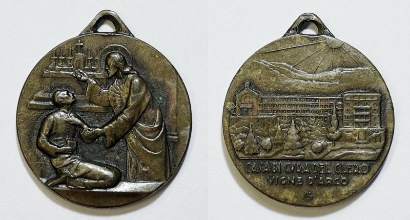MEDAGLIA religiosa "Casa di cura del Clero Vigne D'Arco" Ae; 22mm

SPL